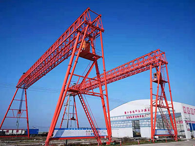 龍門(mén)起重機(jī)